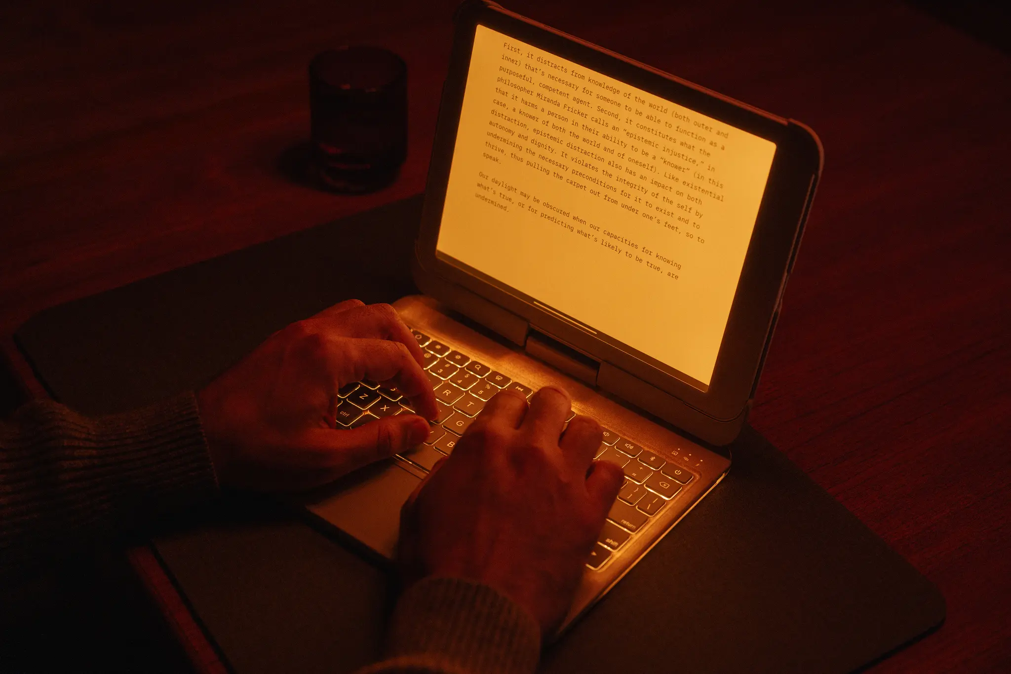 Daylight Labs Keyboard Case - with Daylight Computer